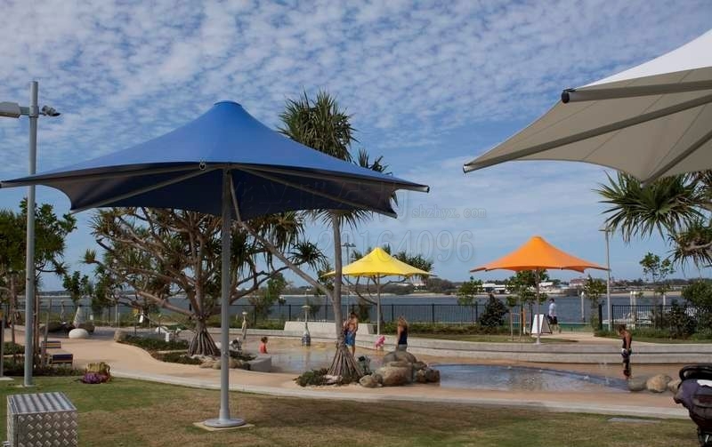 膜結(jié)構(gòu)遮陽傘--深圳市燁興膜結(jié)構(gòu)工程有限公司 戶外遮陽傘LS30.jpg