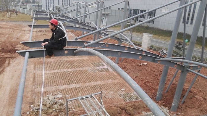 膜結(jié)構(gòu)車棚施工-深圳市燁興膜結(jié)構(gòu)工程有限公司 膜結(jié)構(gòu)車棚施工.jpg