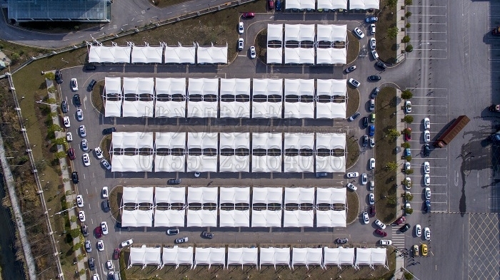 貴陽卷煙廠膜結構車棚-燁興膜結構 貴陽卷煙廠膜結構車棚.jpg